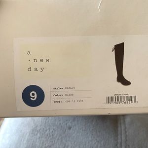 Over the knee black boots (NEW) Style: Sidney color: black  size: 9